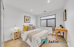 4 Newcastle Drive, Mulgrave, Vic 3170