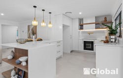 4 Andra Close, Belmont, NSW 2280