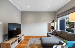 15 Bay Street, Caroline Springs, Vic 3023