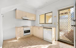 10 Calwell Street, Kensington, Vic 3031