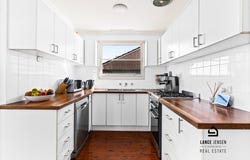 100 Wommara Avenue, Belmont North, NSW 2280
