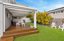1 Joan Street, Forresters Beach, NSW 2260
