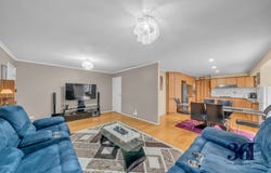 2 Derwent Road, Werribee, Vic 3030