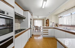 16 Ironbark Drive, Maryborough, Vic 3465
