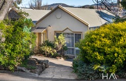 5/149 Brooker Avenue Highway, Glebe, Tas 7000