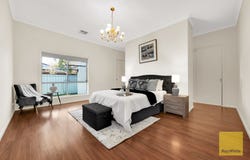 18 Nicholson Terrace, Taylors Hill, Vic 3037