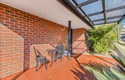 1/17 Tasman Avenue, Strathmore Heights, Vic 3041