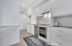 221/80 Cheltenham Road, Dandenong, Vic 3175
