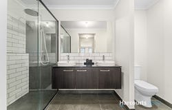 25 Hann Street, South Maclean, Qld 4280