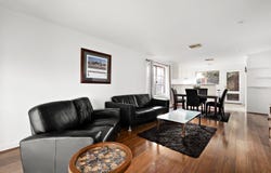 1/351 Napier Street, Strathmore, Vic 3041
