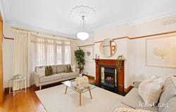 2/98 Ivanhoe Parade, Ivanhoe, Vic 3079