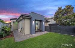 18 Moor Circuit, Warner, Qld 4500