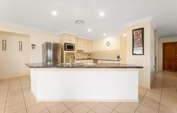 25 Wood Drive, Middle Ridge, Qld 4350