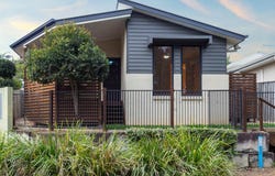 90 Grande Avenue, Springfield Lakes, Qld 4300