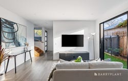 4/5 Willoughby Street, Reservoir, Vic 3073