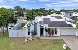 2 Seafarer Court, Blacks Beach, Qld 4740