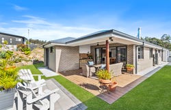 1 Reedy Place, Malua Bay, NSW 2536