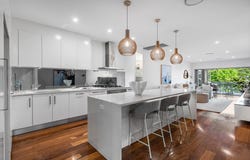 65 Lindsay Street, Hawthorne, Qld 4171