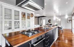 55 Orient Avenue, Mitcham, Vic 3132