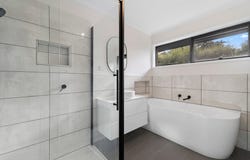 8 Cardell Ct, Colac, Vic 3250
