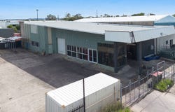 12-14 Commerce Avenue, Warana, Qld 4575