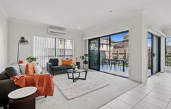 16/16 Surbiton Court, Carindale, Qld 4152