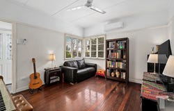 8 Camlet Street, Mount Gravatt East, Qld 4122
