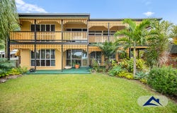 5 Bayview Street, Bayview Heights, Qld 4868