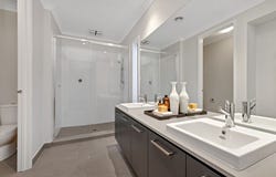 114 Yeungroon Boulevard, Clyde North, Vic 3978