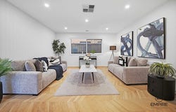 21 Kunlun Crescent, Clyde North, Vic 3978