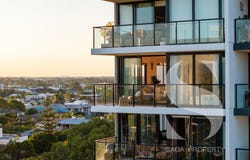 1006/372 Marine Parade, Labrador, Qld 4215