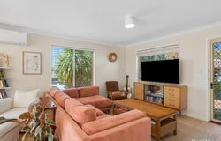 4/258 West Street, Kearneys Spring, Qld 4350