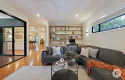 29 Cobbity Crescent, Arana Hills, Qld 4054