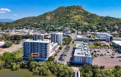 30/2-4 Kingsway Place, Townsville City, Qld 4810