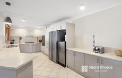 37 Scarborough Circuit, Albion Park, NSW 2527