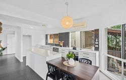 8/5 Brinsmead Terrace, Kanimbla, Qld 4870