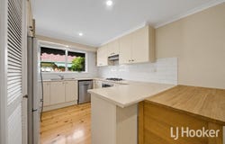 55 Dunvegan Drive, Kurunjang, Vic 3337
