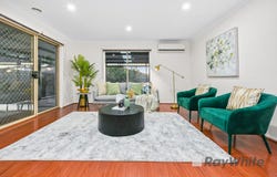 15 Penshurst Way, Cranbourne North, Vic 3977