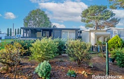 Cabin 30/4 Madsen St, Hindmarsh Island, SA 5214