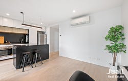 2302/61 Haig Street, Southbank, Vic 3006