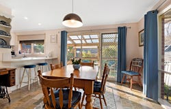 10A Blue Mist Drive, Croydon South, Vic 3136