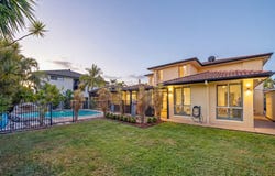 60 Riverside Terrace, Windaroo, Qld 4207