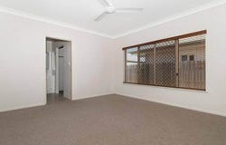 1A Sanderling Circuit, Kelso, Qld 4815