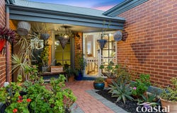 4 Peregrine Court, Singleton, WA 6175