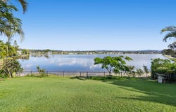 26 Auk Avenue, Burleigh Waters, Qld 4220