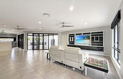 34 Conch St, Mission Beach, Qld 4852