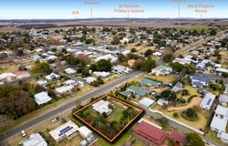 8 Drayton Street, Allora, Qld 4362