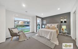 5 Speargrass Close, Clyde North, Vic 3978