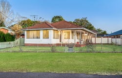 13 Montrose Street, Mannering Park, NSW 2259