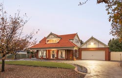 24 The Grove, Hillside, Vic 3037